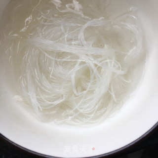 菠菜拌粉丝的做法步骤：3