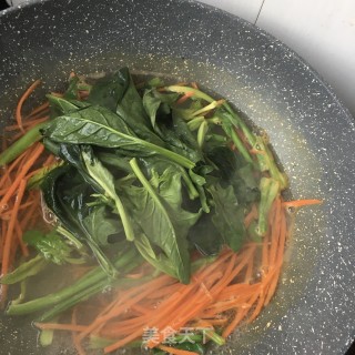 菠菜拌粉丝的做法步骤：8