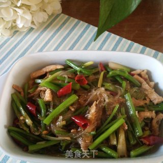 肉丝芹菜炒粉条的做法步骤：7