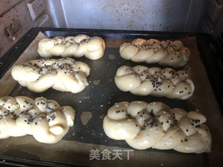 麻花辫面包的做法步骤：8