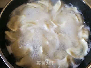 韭菜香菇煎饺的做法步骤：9