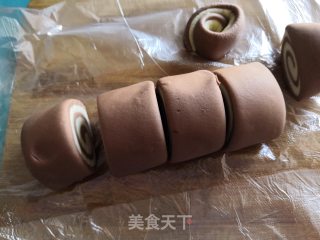 双色馒头的做法步骤：10