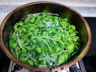 鸡丝炒豆苗的做法步骤：5