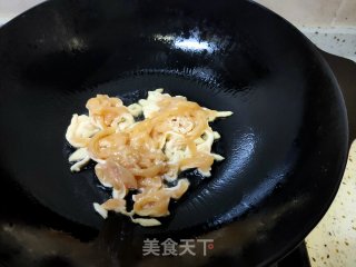 鸡丝炒豆苗的做法步骤：7