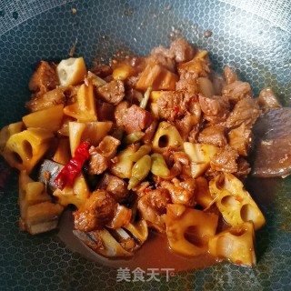 牛腩烧藕块的做法步骤：12