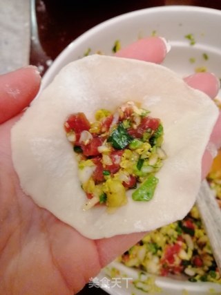白菜牛肉饺子的做法步骤：7