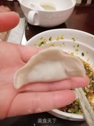 白菜牛肉饺子的做法步骤：8