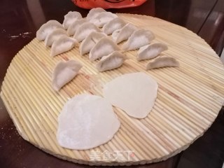 白菜牛肉饺子的做法步骤：9
