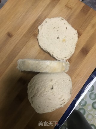 火腿肠加鸡蛋馍的做法步骤：5