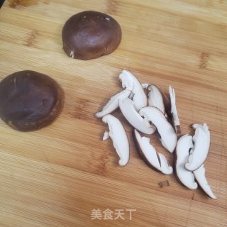 虾米西兰花的做法步骤：2