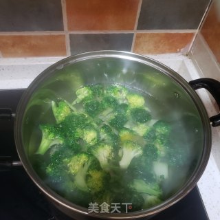 虾米西兰花的做法步骤：8