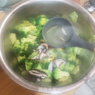 虾米西兰花的做法步骤：10