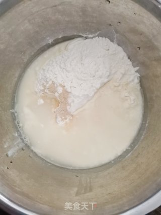 双色麻花馒头的做法步骤：1