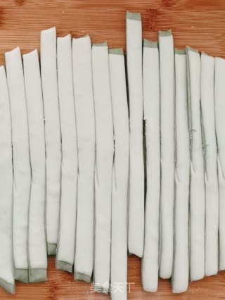 双色麻花馒头的做法步骤：9