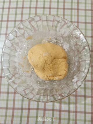 香酥南瓜饼的做法步骤：3