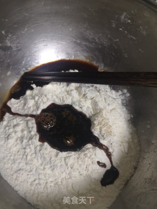 炸油条糖油饼的做法步骤：3