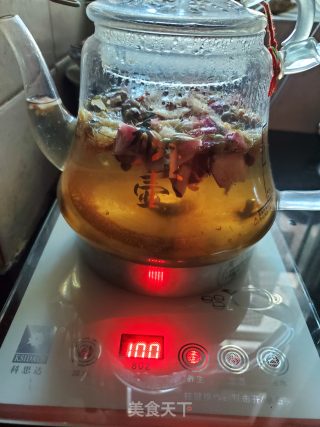 黑糖玫瑰花杞子茶的做法步骤：5