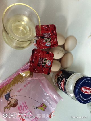 原味蛋糕卷的做法步骤：1