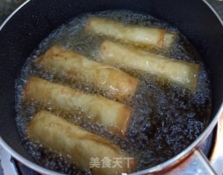 炸春卷的做法步骤：3