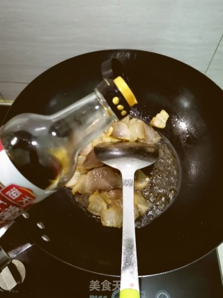 腊肉炒蒜苔的做法步骤：5