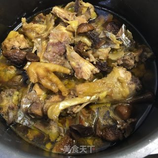 姬松茸煲鸡的做法步骤：9