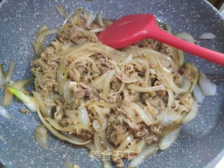 吉野家牛肉饭的做法步骤：6