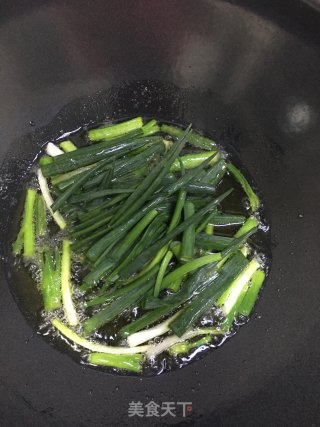 葱油拌面的做法步骤：3