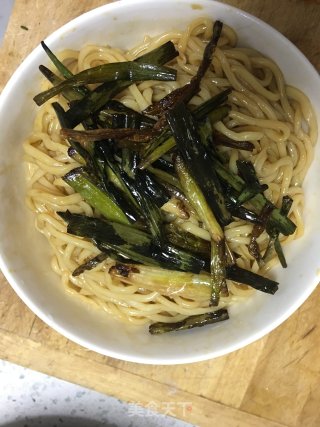 葱油拌面的做法步骤：7