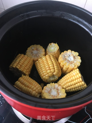 菠萝煮水果玉米的做法步骤：4