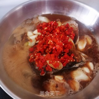 啤酒剁椒鱼头的做法步骤：8