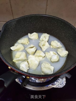 香煎云吞的做法步骤：4