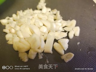 蒜香塔菜的做法步骤：2
