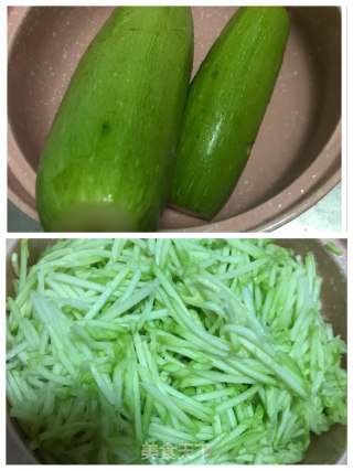 西葫芦猪肉饼的做法步骤：3