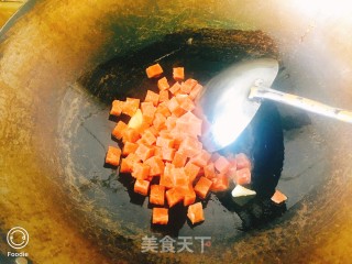 酸豆角炒牛排的做法步骤：5