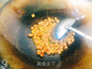 酸豆角炒牛排的做法步骤：6