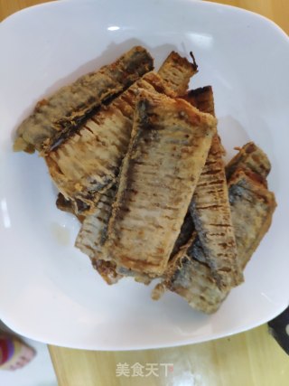 红烧带鱼的做法步骤：8