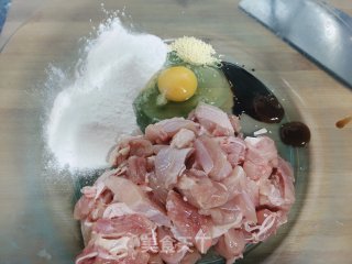 辣子鸡的做法步骤：2