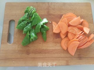黑木耳烧肉片的做法步骤：2