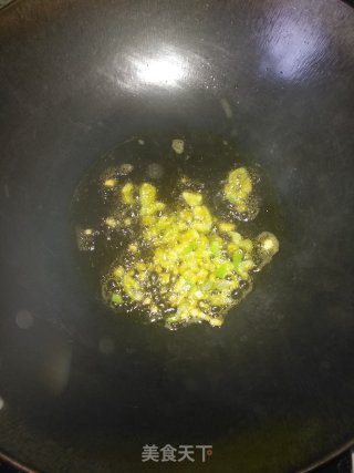 黑木耳烧肉片的做法步骤：3