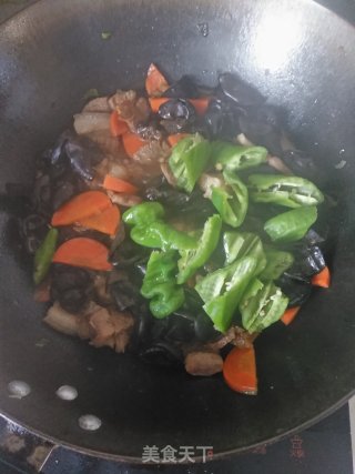 黑木耳烧肉片的做法步骤：9