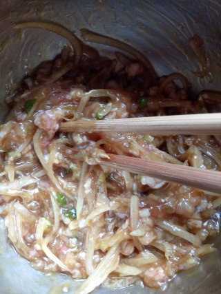 香脆煎饺的做法步骤：3