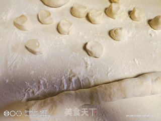 玉米肉末饺子的做法步骤：4