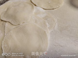 玉米肉末饺子的做法步骤：5