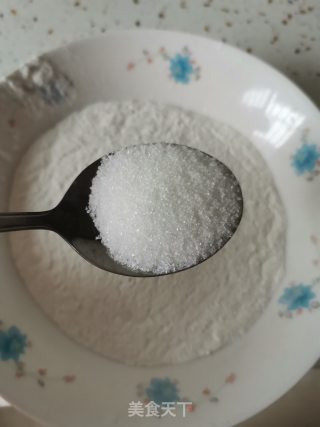 馿打滚，老北京的特色点心，疫情期间出不了门，那就吃点北京的小吃，满足下呗的做法步骤：1