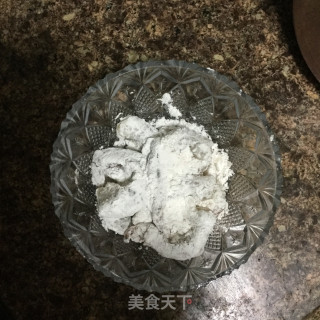 糖醋虾仁的做法步骤：3