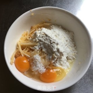苹果小煎饼的做法步骤：2
