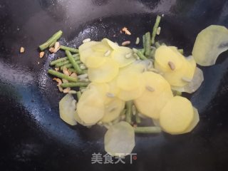 豆角炒土豆的做法步骤：7