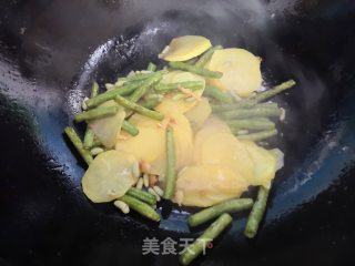 豆角炒土豆的做法步骤：8