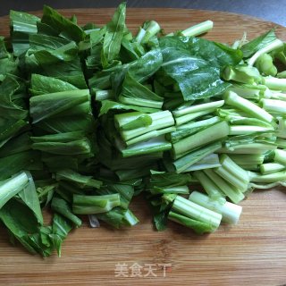 腊肉炒菜苔的做法步骤：2