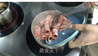 酸菜肥牛的做法步骤：4